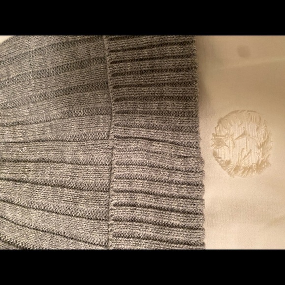 𝅺MICHEAL Kors Winter Beanie - Picture 7 of 9